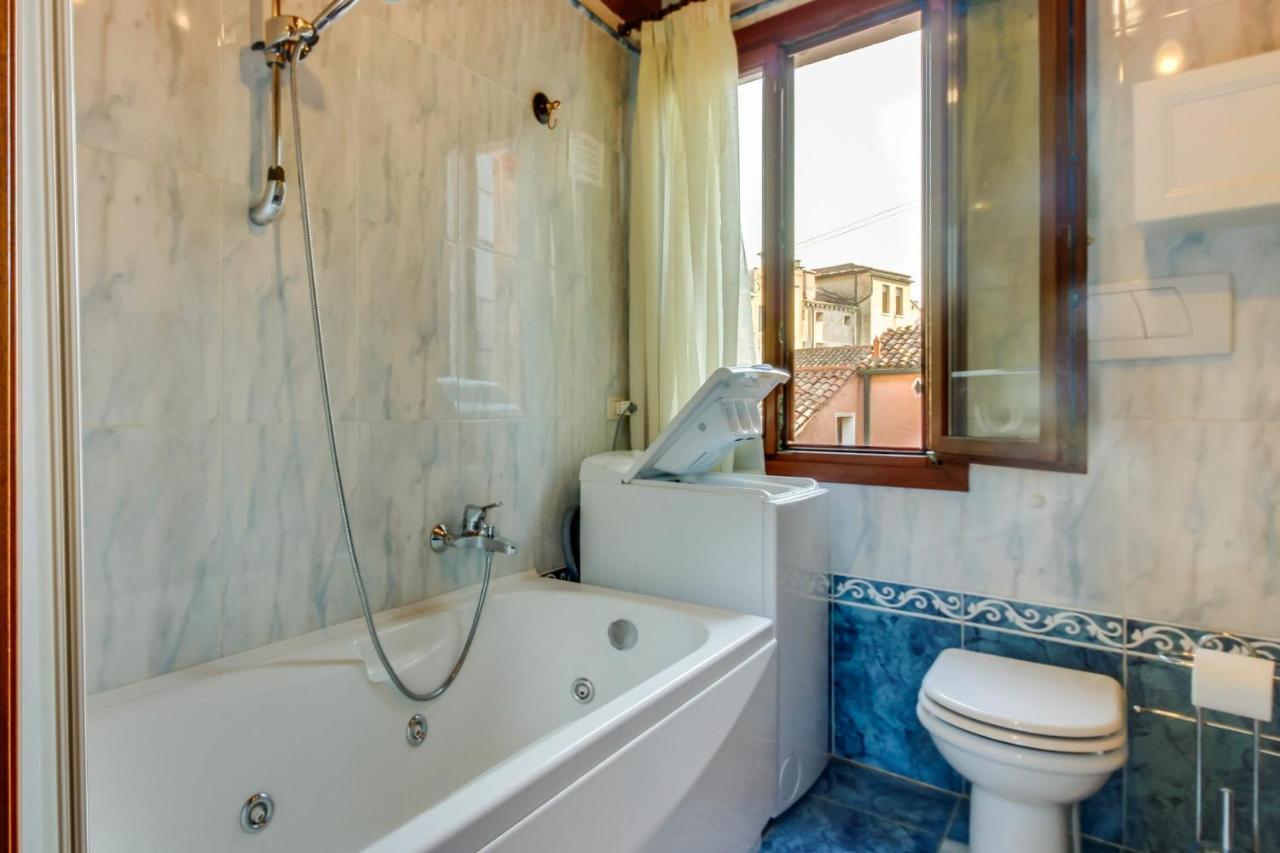 Ramo Venier By Halldis Venice Luaran gambar
