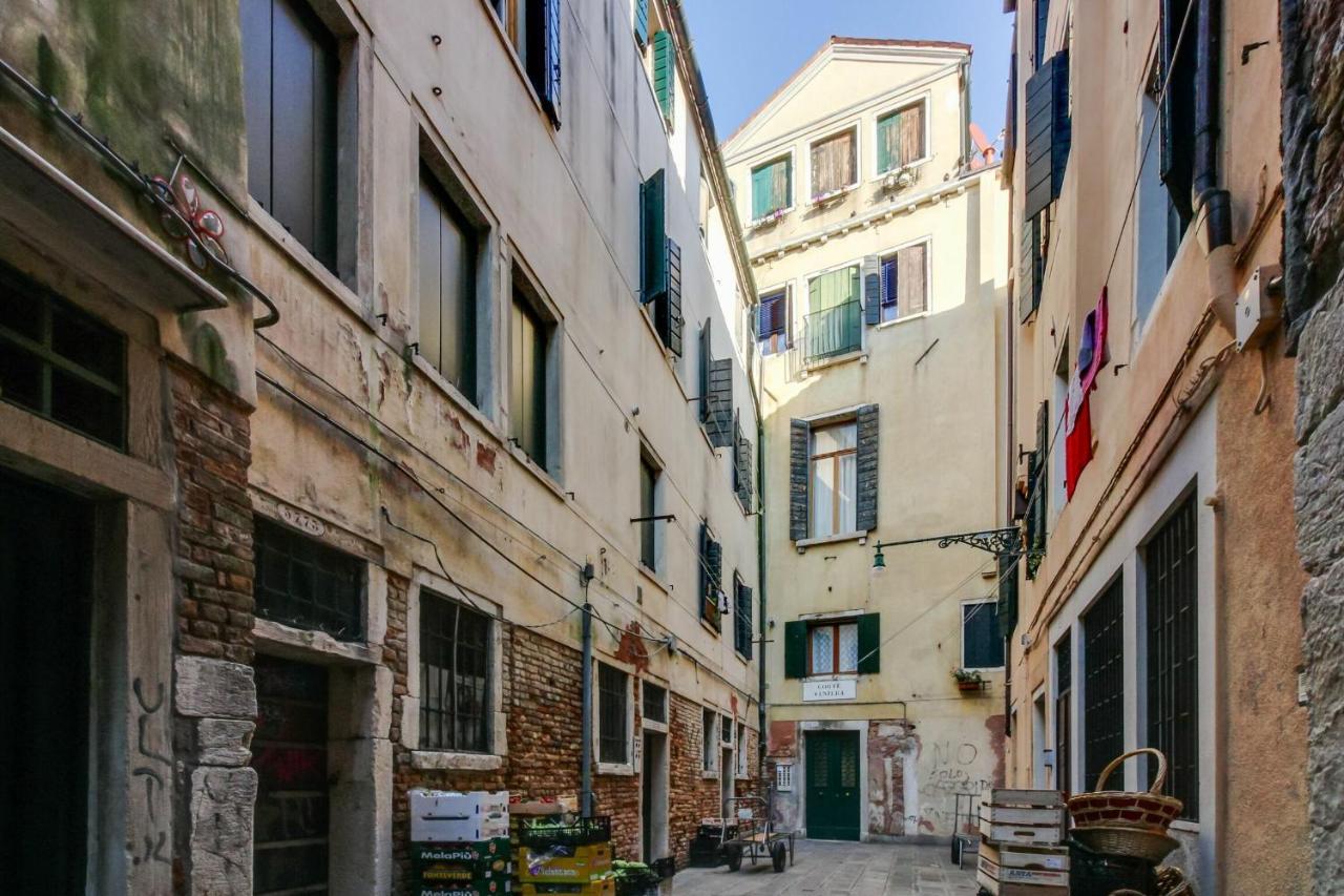 Ramo Venier By Halldis Venice Luaran gambar